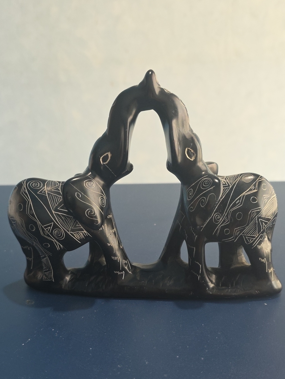 Kissing Elephant Figurine